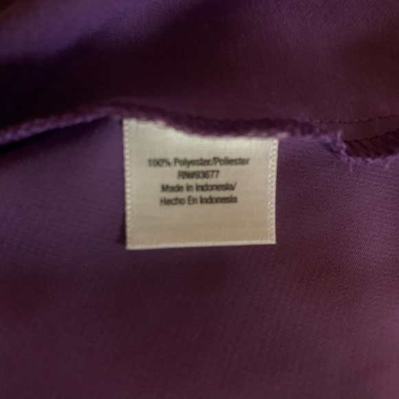 NWT a.n.a. Sleeveless Purple Blouse - Picture 5 of 5